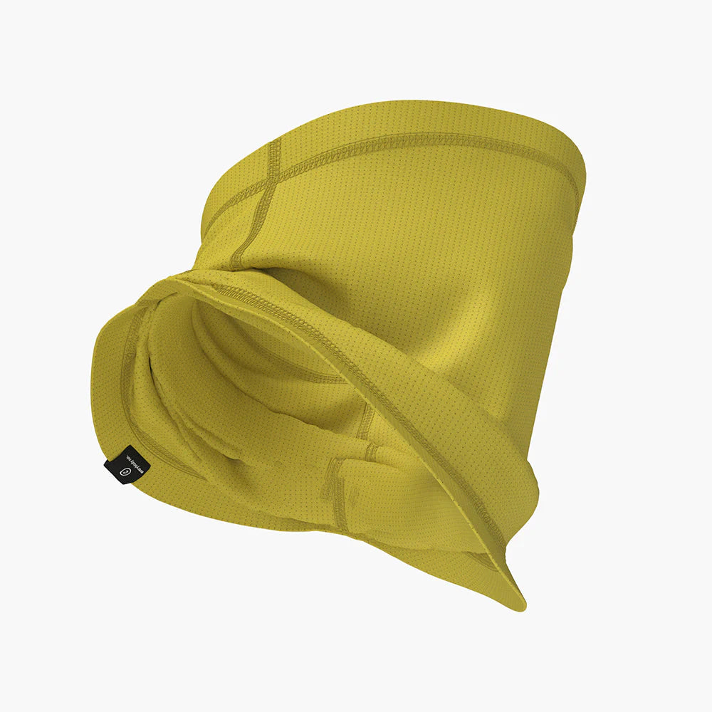 Ciele Athletics FSTCollar neck gaiter in Sogl on a neutral background.