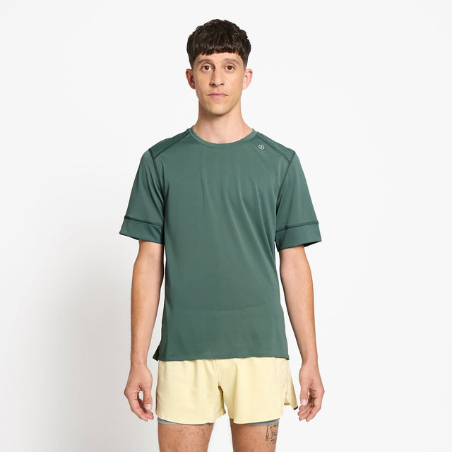 Ciele Athletics M FSTTShirt men's running shirt in Silver Pine worn by a man on a neutral background.