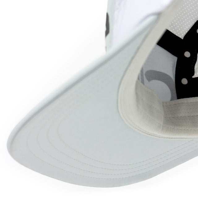 Ciele Athletics GOCap Comp Century running hat in Light Grey/White on a neutral background.