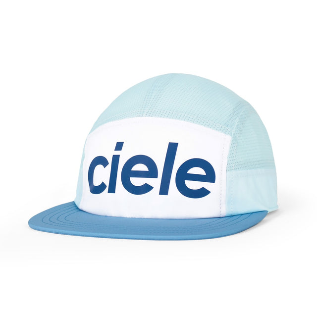 ciele athletics GOCap Comp - Century in White/Sky Blue on a neutral background.