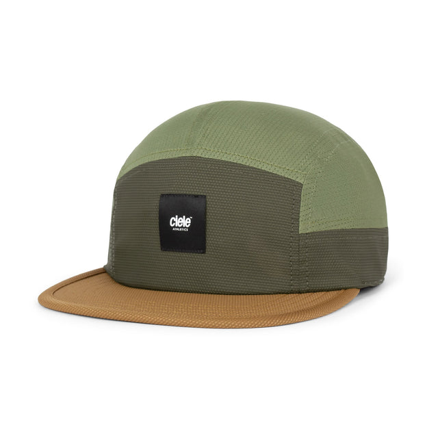 ciele athletics GOCap EQ - Frame S in Olive Green and brown cap with a visible brand logo on a white background