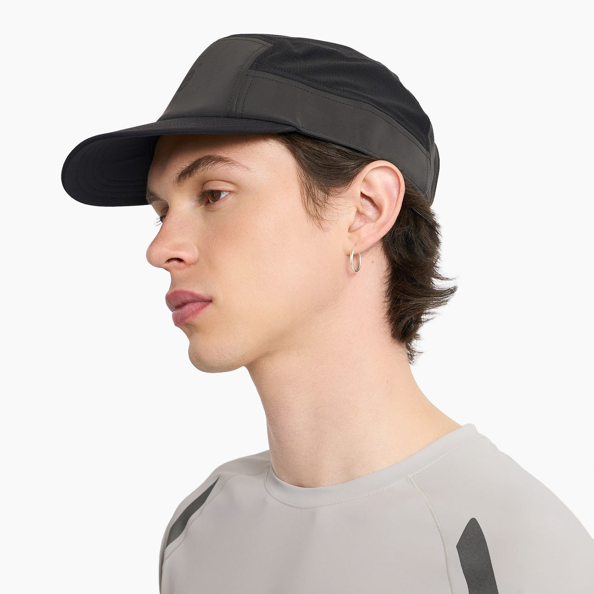 Ciele Athletics GOCap - Nite Rite in Shadowcast worn by a person on a white background.