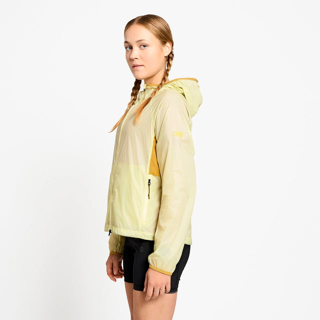 Ciele Athletics W VNTJacket women's running jacket in Glade on a neutral background.