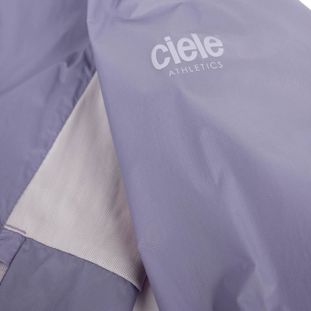 Ciele Athletics W VNTJacket women's running jacket in Light Grape on a neutral background.