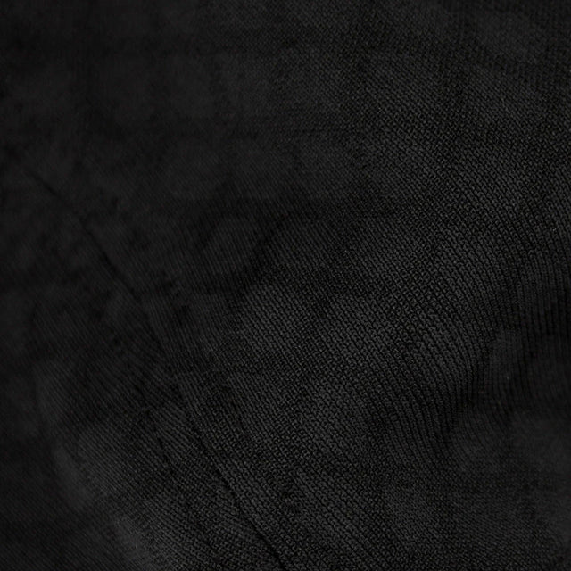 Ciele Athletics Unisex VLVMockneck cold weather running sweatshirt in Shadowcast showing closeup detail.