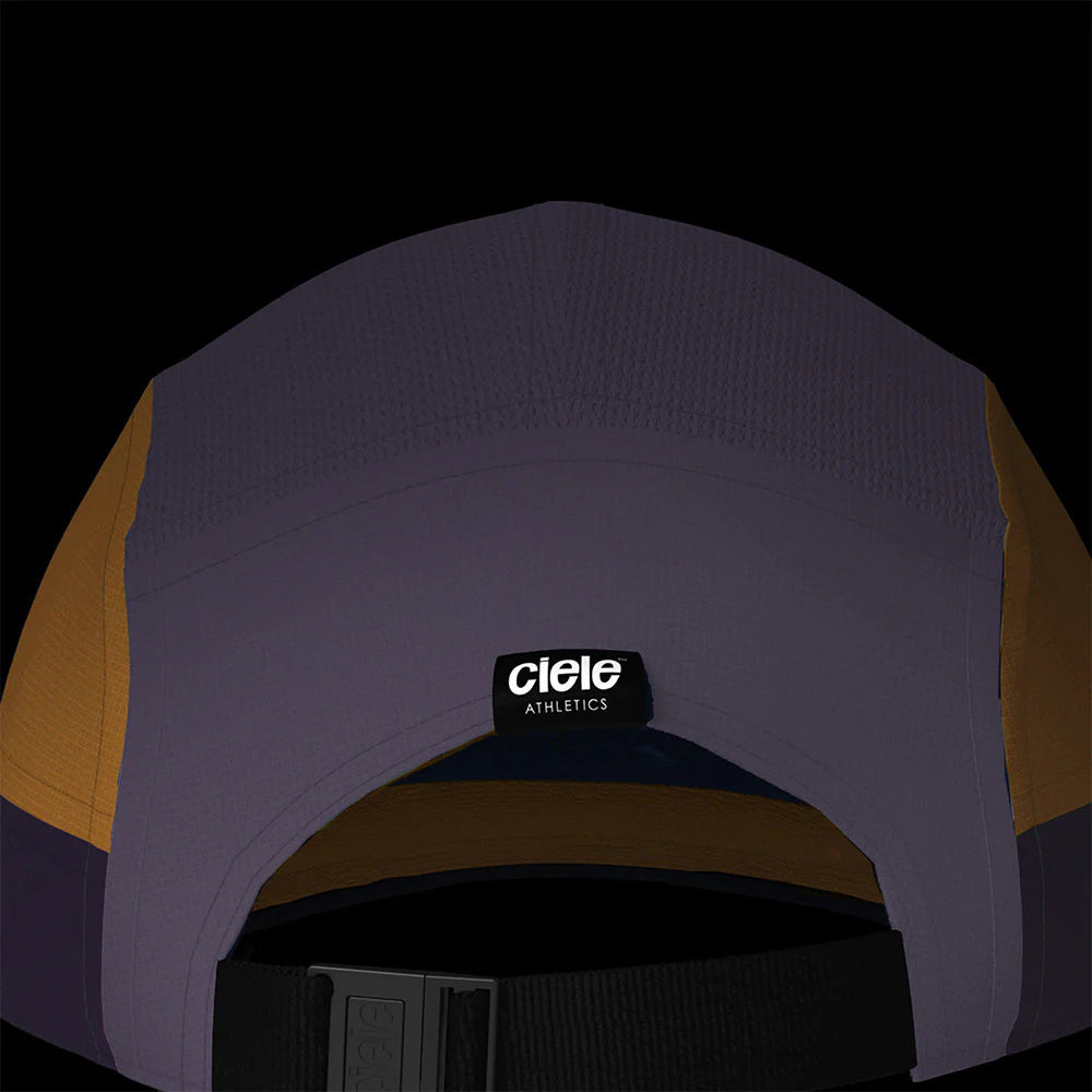 Ciele Athletics GOCap SC - C Plus Box in Ablazi from the rear on a dark background.