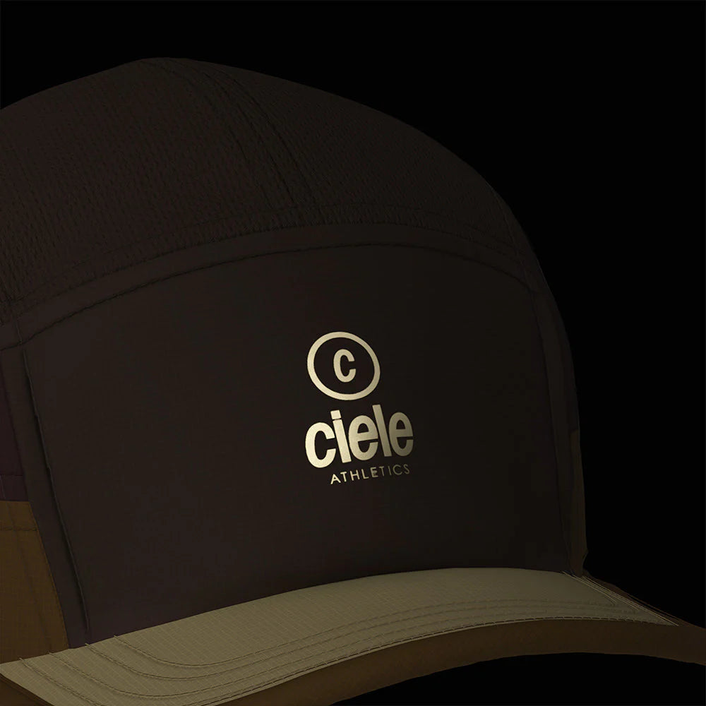 Ciele Athletics ALZCap SC in Arabica from the front on a dark background.