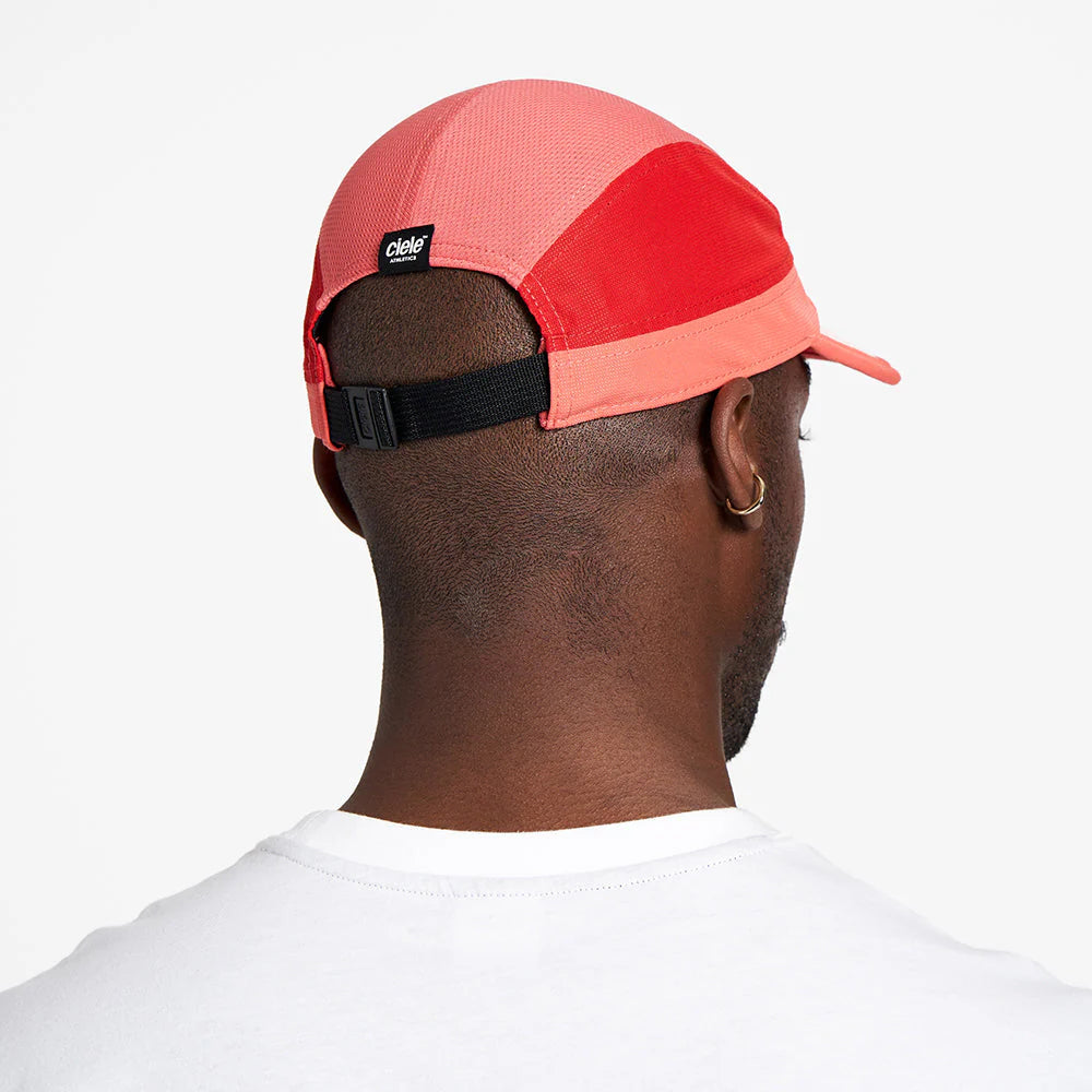 Ciele Athletics ALZCap SC in Topograph worn by a man on a neutral background from the rear.