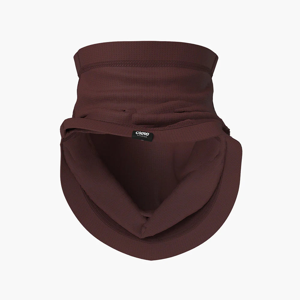 Ciele Athletics FSTCollar neck gaiter in Alero on a neutral background from the rear.