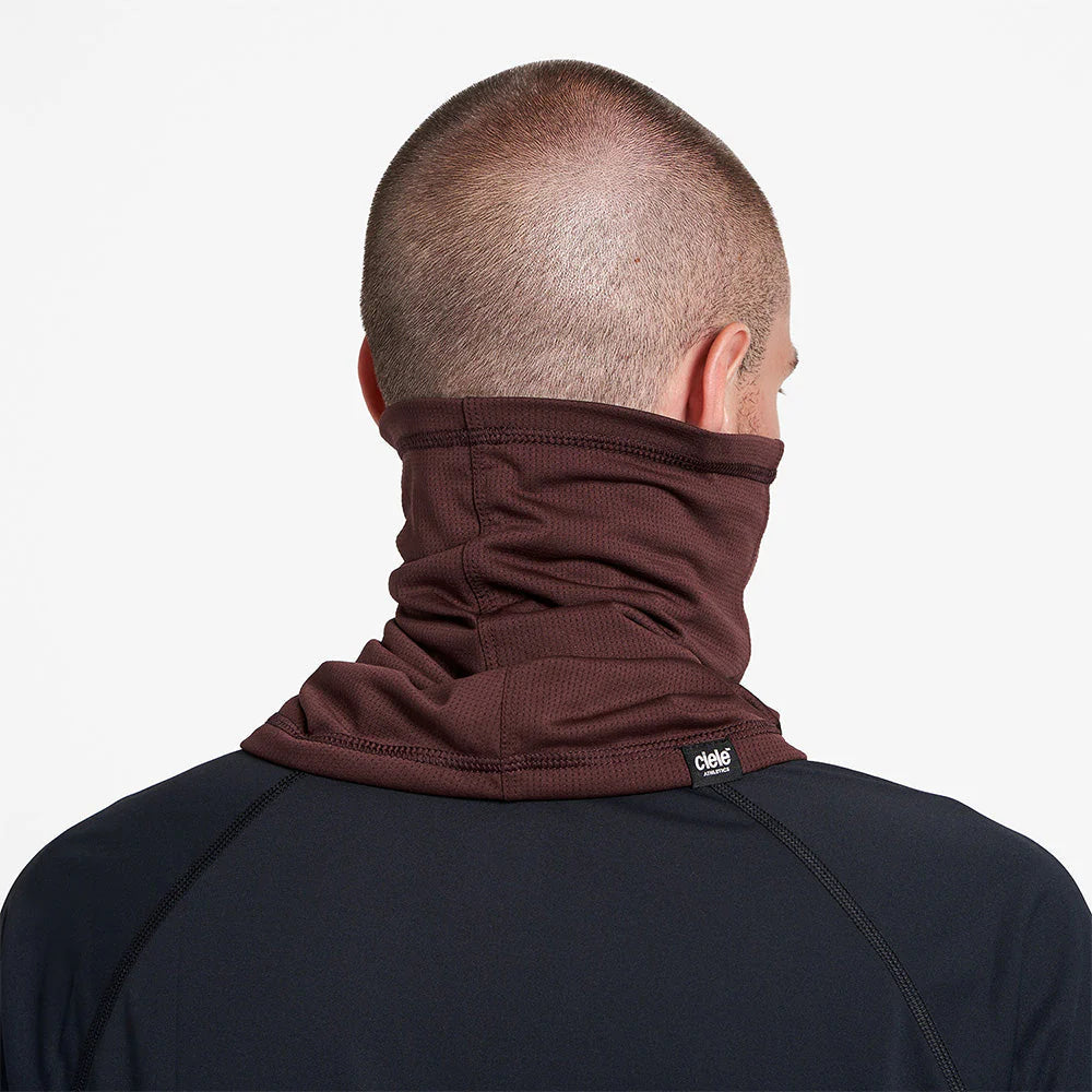 Ciele Athletics FSTCollar neck gaiter in Alero worn from the rear on a neutral background.