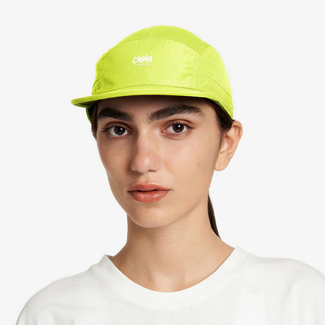 Ciele Athletics ALZCap - Athletics SL in Polaris worn by a woman on a neutral background.