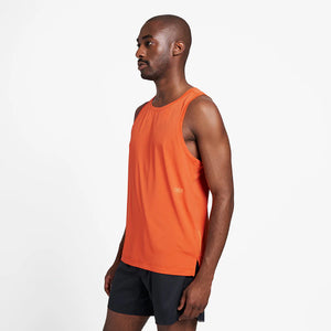 Ciele Athletics M DLYSinglet in Pulp worn by a man from the side on a neutral background.