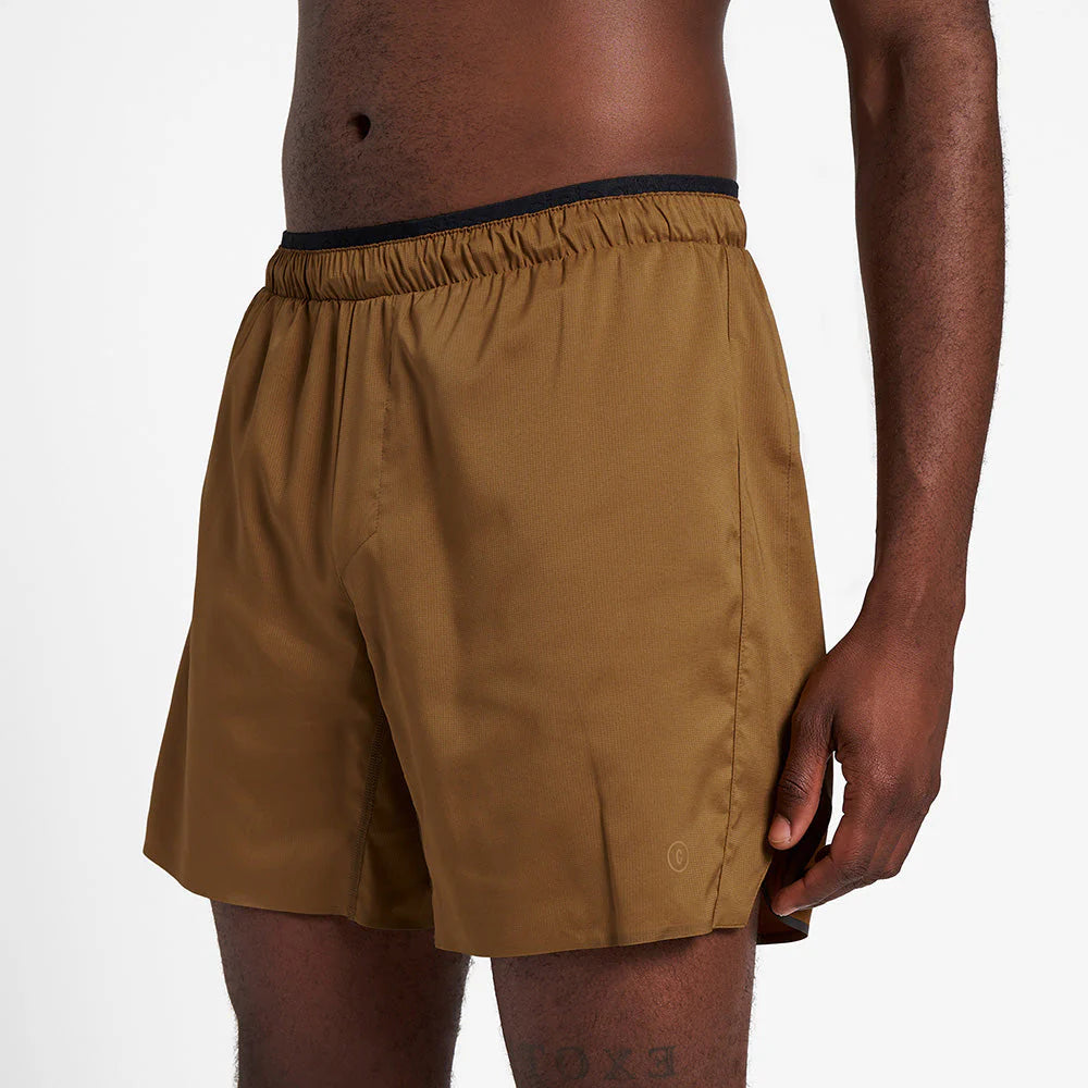 Ciele Athletics M DLYShort 7" Linerless in Petra from the front on a neutral background.