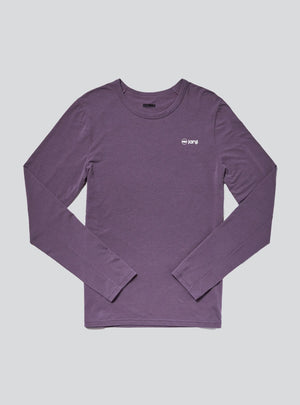 Janji's Circa Daily Long Sleeve in Massif In Motion from the front on a neutral background.