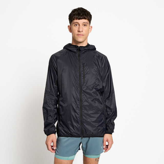 Ciele Athletics M VNTJacket men's running jacket in Shadowcast worn by a man on a neutral background.
