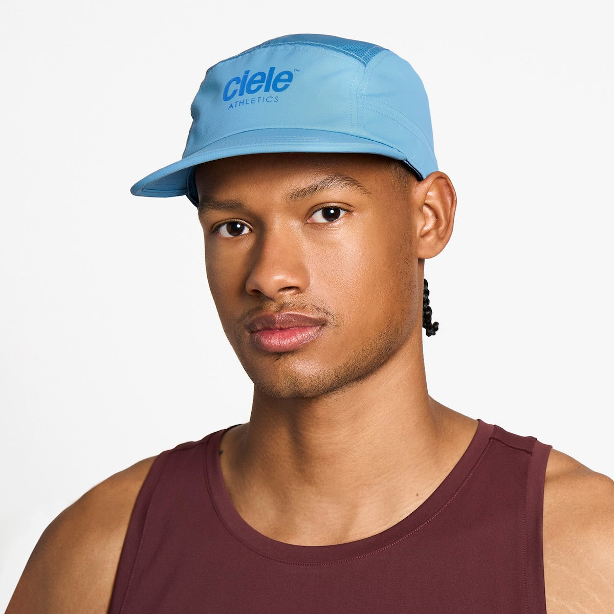 ciele athletics GOCap Classic - Athletics running hat in Dusty Blue on a neutral background.