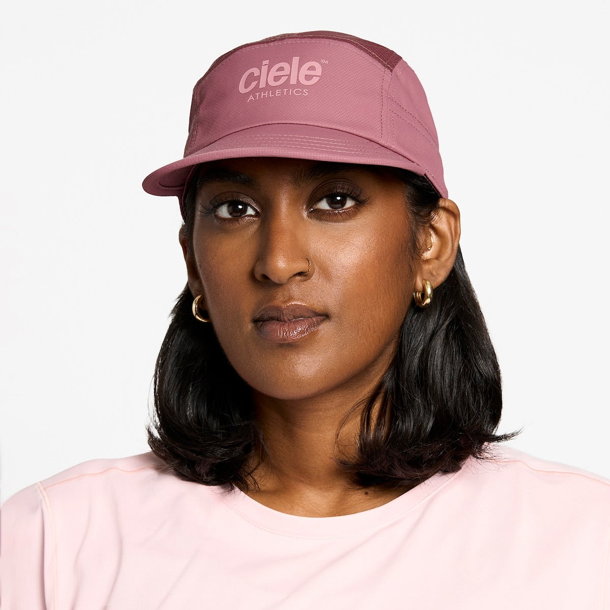 ciele athletics GOCap Classic - Athletics running hat in Deco Rose on a neutral background.