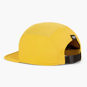 Yellow ciele athletics GOCap Classic - Athletics in Sulfur on a white background