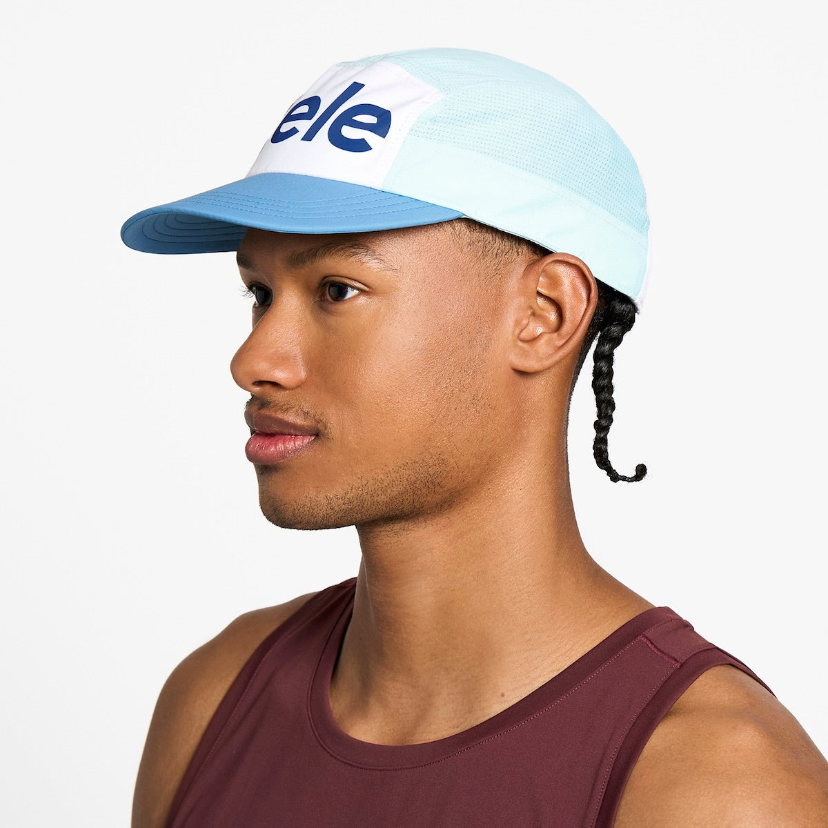 ciele athletics GOCap Comp - Century in White/Sky Blue on a neutral background.