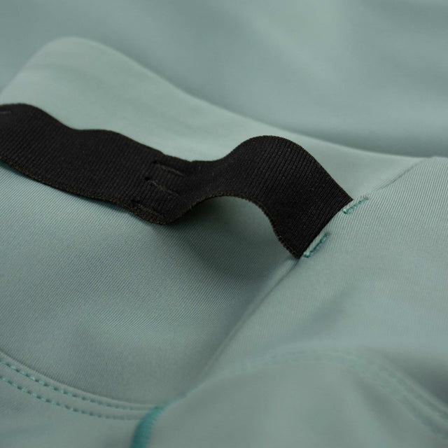 Ciele Athletics W FSTTight Short 7" women's running tights in Silver Pine on a neutral background.