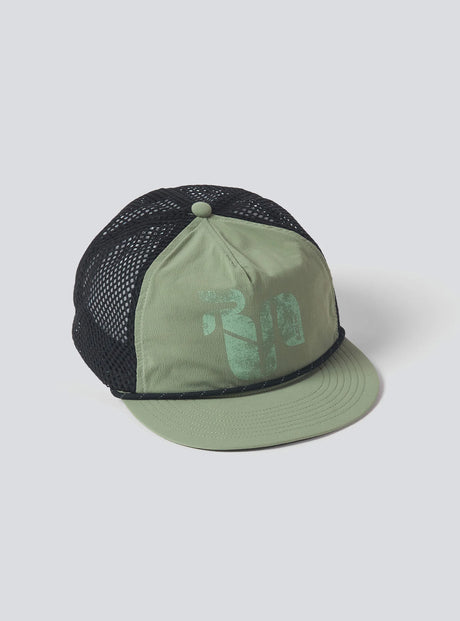 Janji Trailbreaker Hat in Sage Runner on a neutral background.