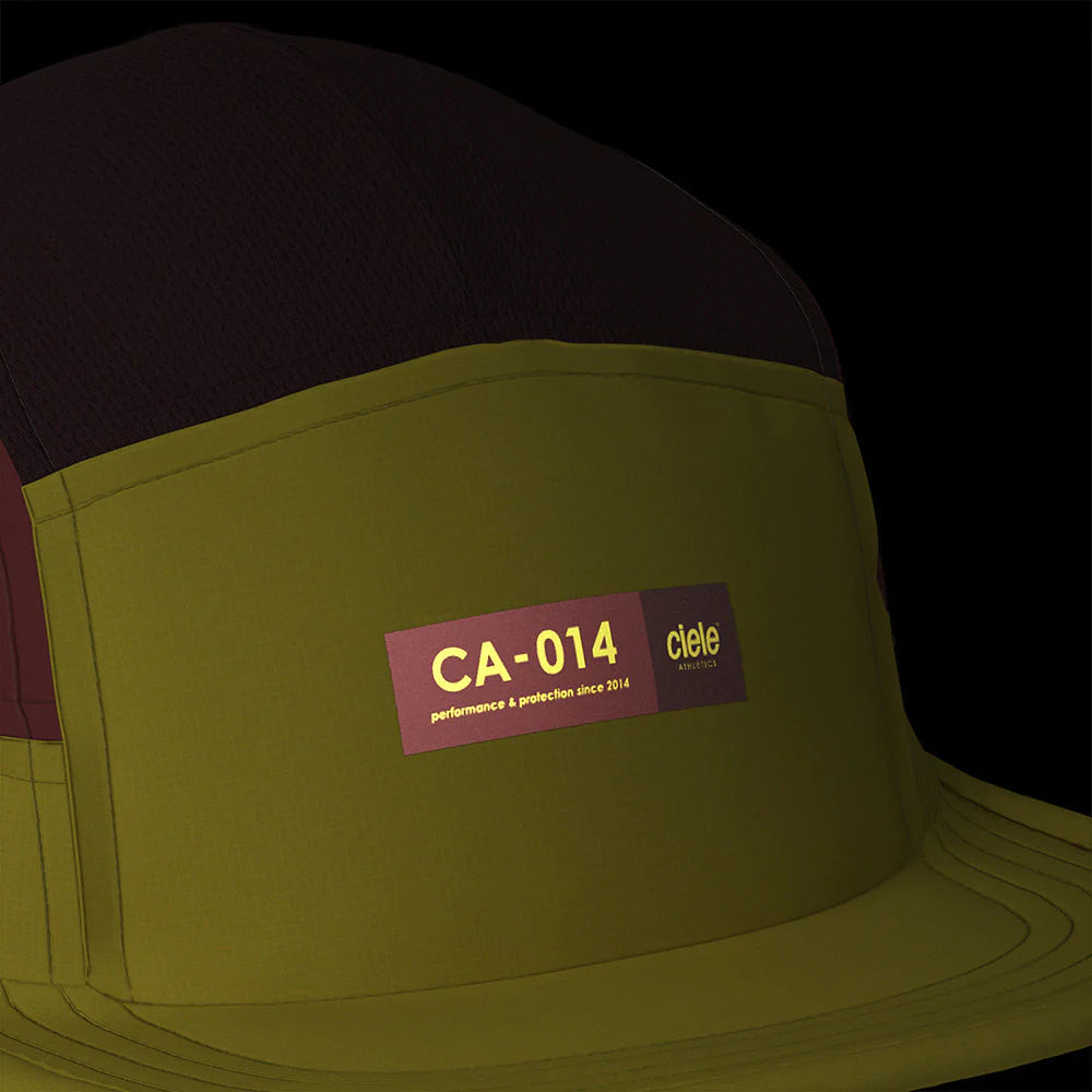 Ciele Athletics GOCap - Since in Zoid from the front on a dark background to show the reflective detailing.